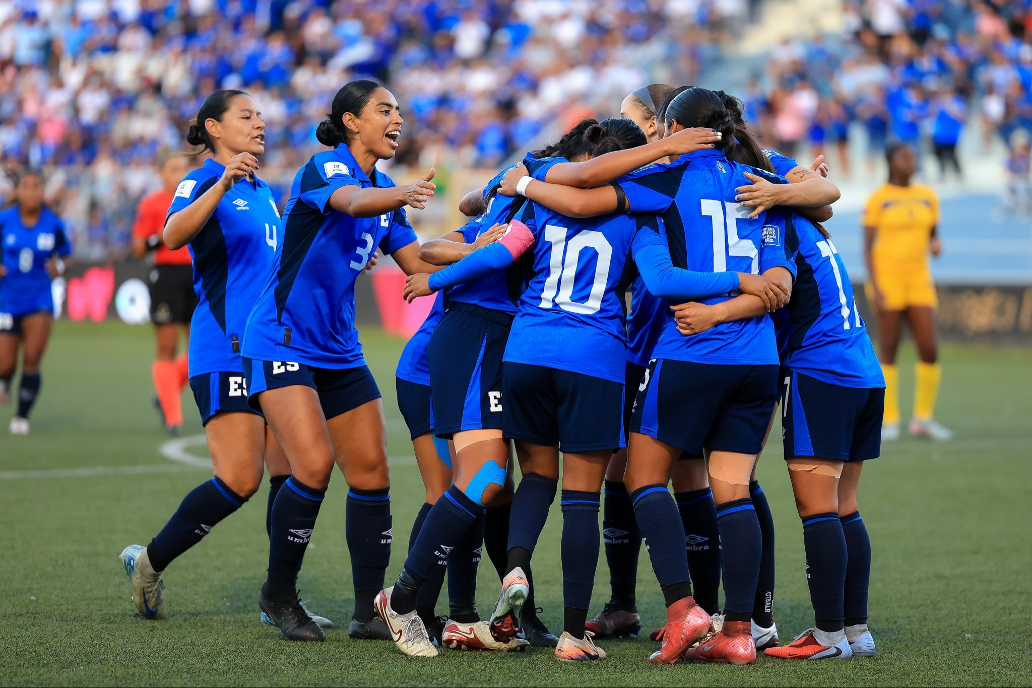 ¡Goleada histórica! La Selecta Femenina aplasta a Barbados 13-0 en casa rumbo a Brasil 2027