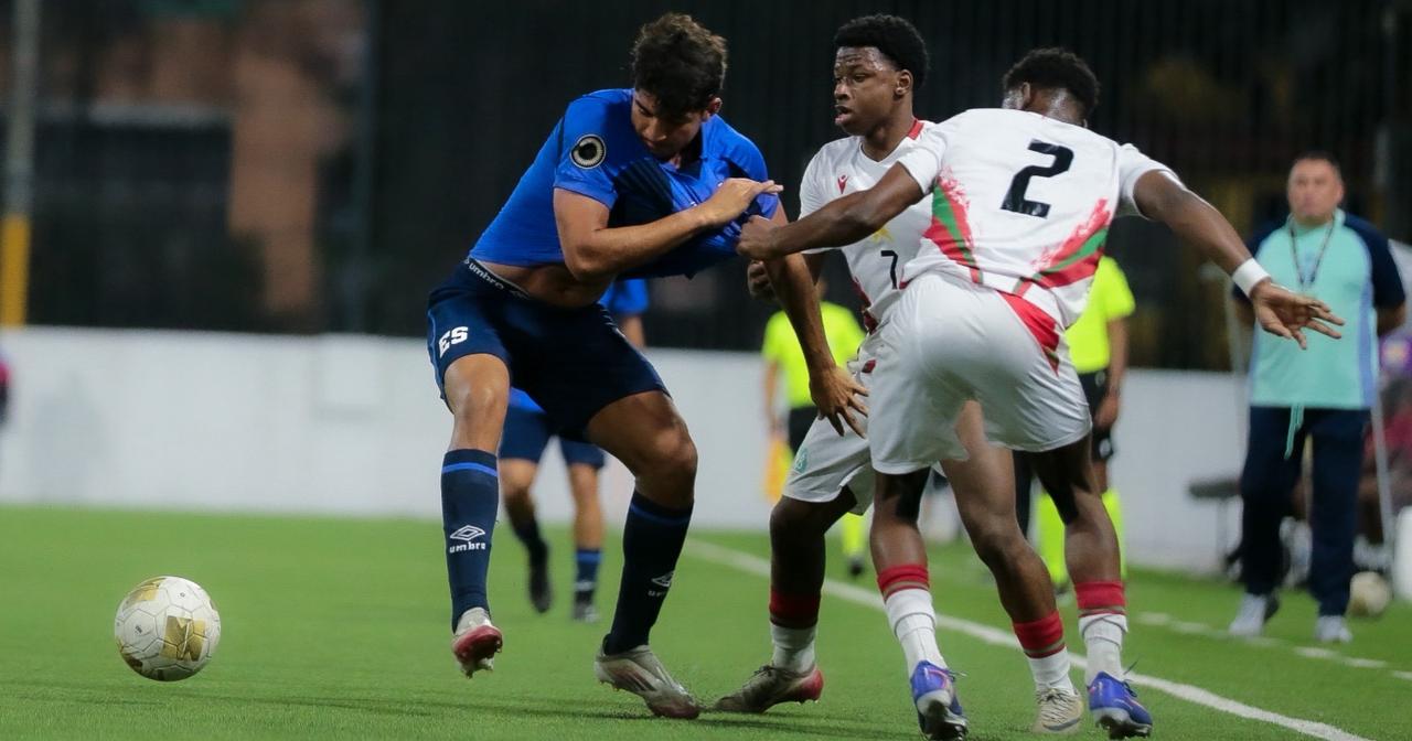 La Selecta Sub 20 sufre ante Surinam pero clasifica al Premundial de Concacaf por diferencia de goles