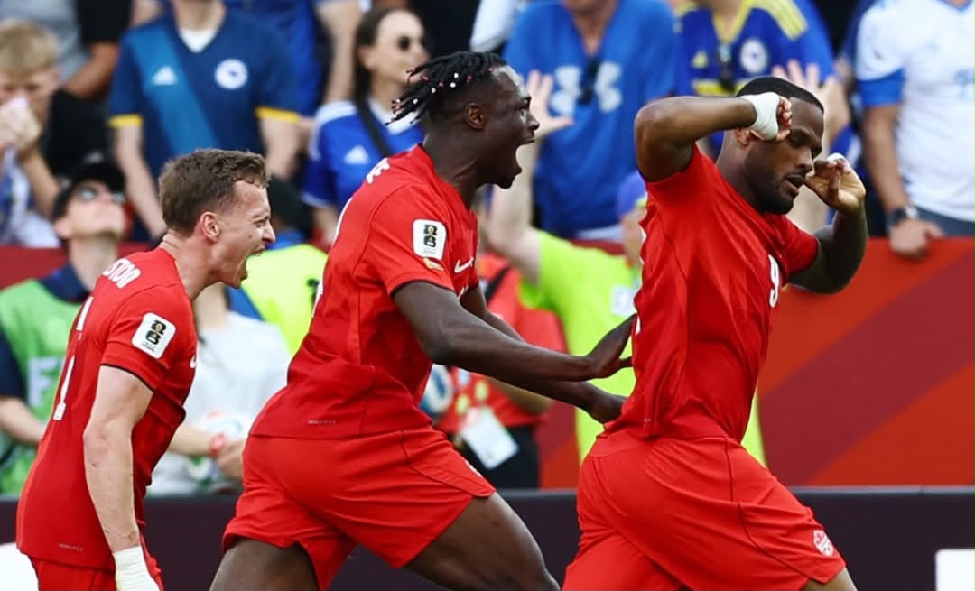 Canadá rescata un empate ante Bosnia y Herzegovina en su debut mundialista