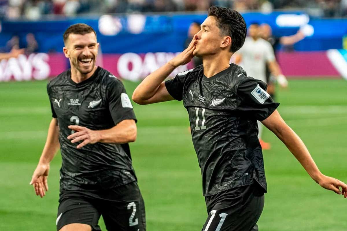 Empate vibrante entre Nueva Zelanda e Irán mantiene abierto el Grupo G