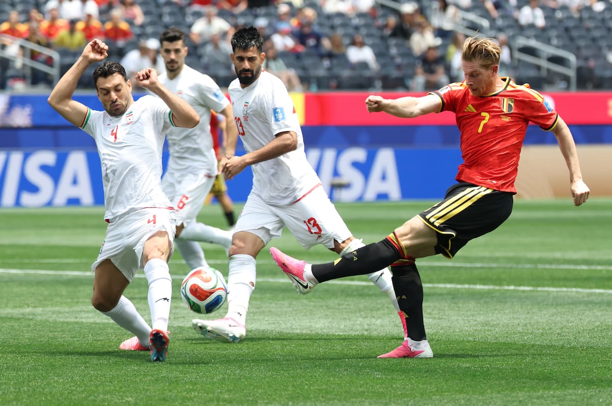 Irán resiste y frena a Bélgica en un empate sin goles