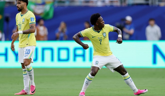 Brasil cierra con autoridad y avanza tras vencer a Escocia